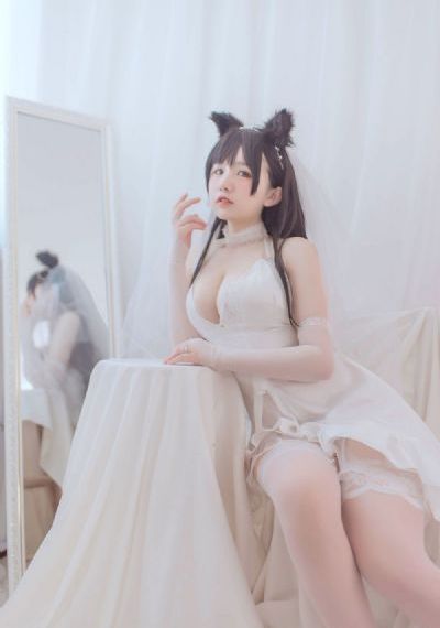 日韩AⅤ爱爱综合社区_DVD韩国电影在线观看