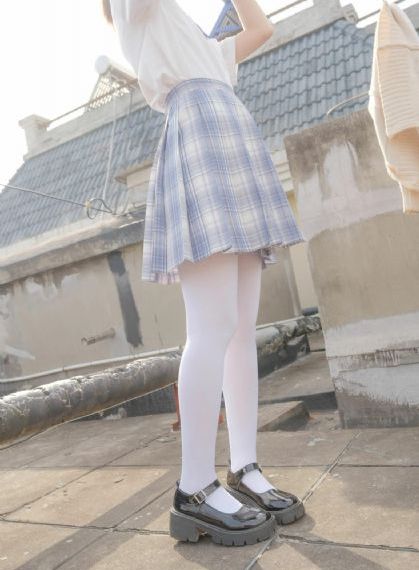 黑寡妇精品欧美一区二区毛_云播放粤语日本成人在线