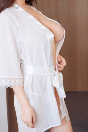 小月月影院成人免费网站_电影未删减版