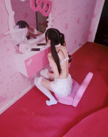 护士喂老头吃奶视频_BD免费观看