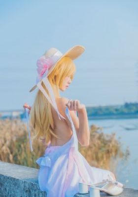 裸体美女真人秀视频在线观看_2019国语AV首页